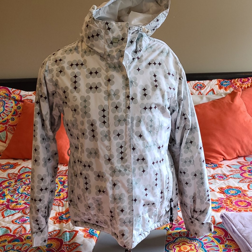 Roxy mint green, white and brown ski jacket. Sz SM